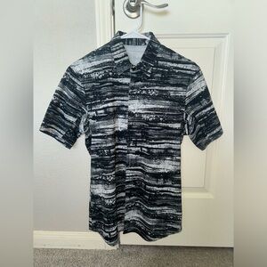 Lululemon airing easy button down shirt